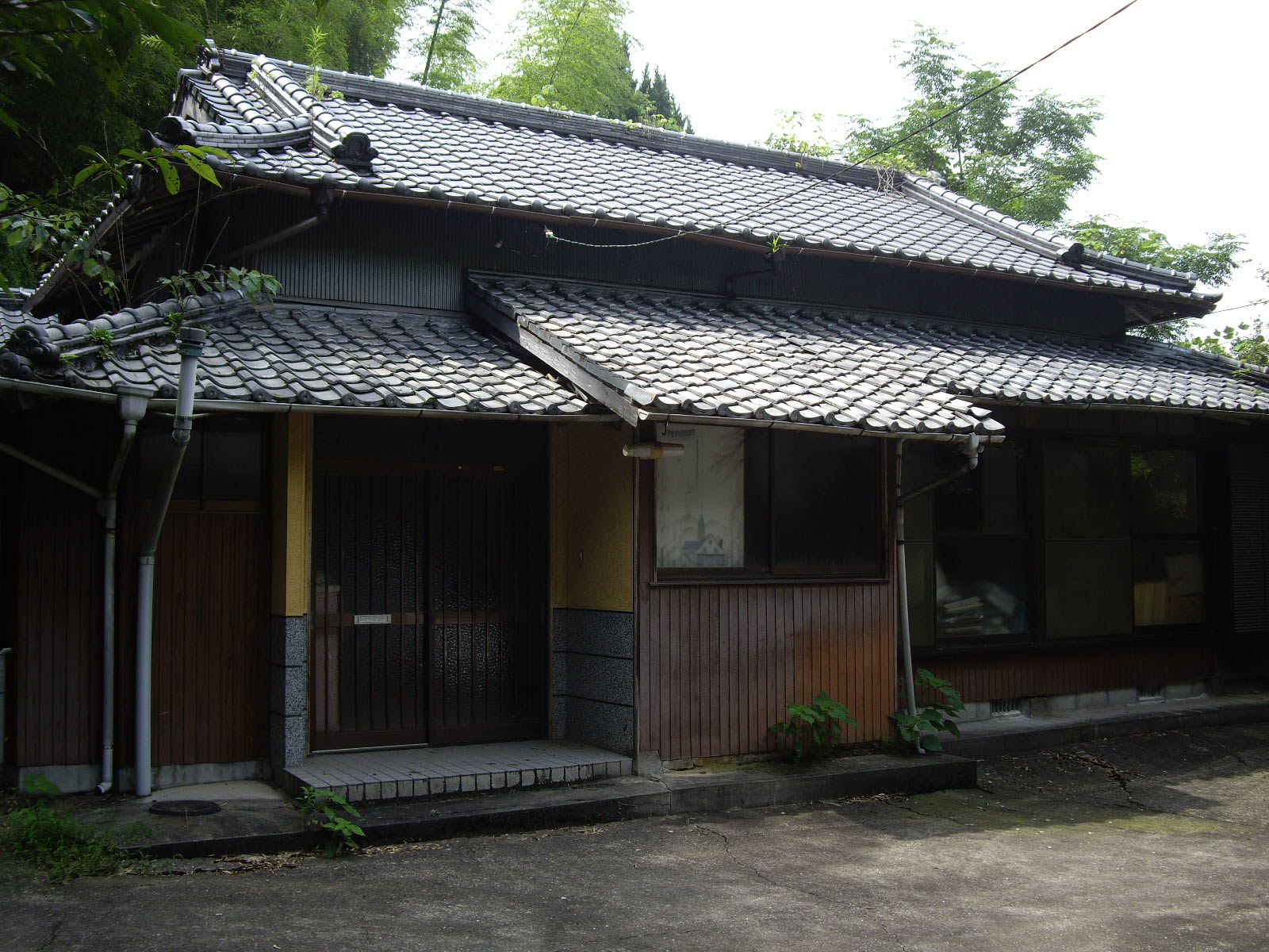 日本昔話に出るような家 プライム不動産 株式会社