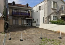 平坦、好立地に建つ